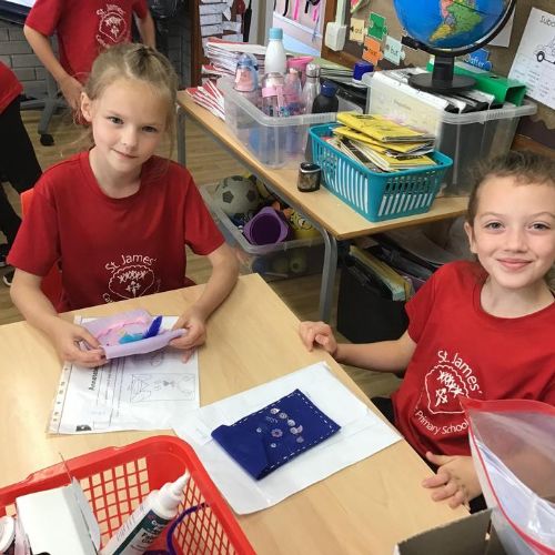 f98233e8-00ec-44af-b2b2-0ab95115660e1x1